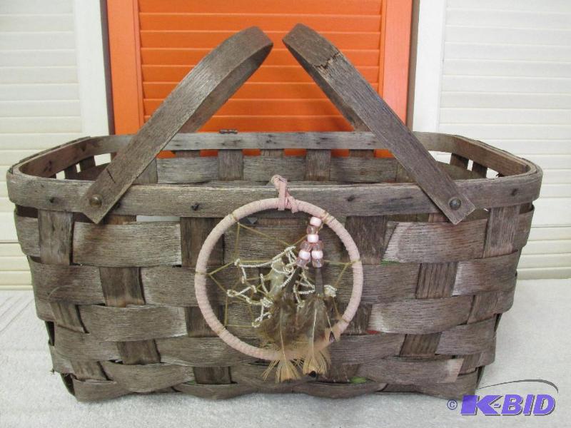 lot 98 image: Vintage Weathered Picnic Basket, Sun Catcher and Some Other Stuff.