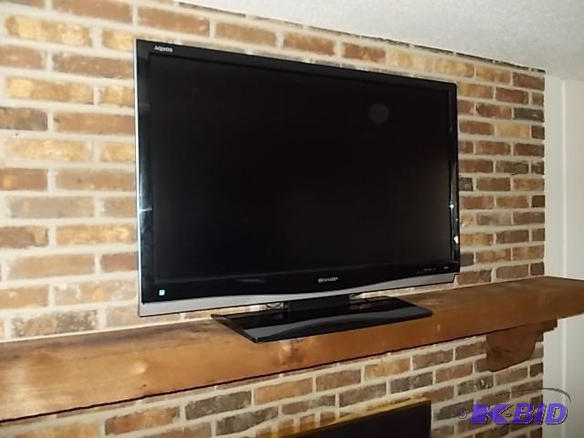 Sharp Aquos&nbsp42&quot Flat Screen TV...