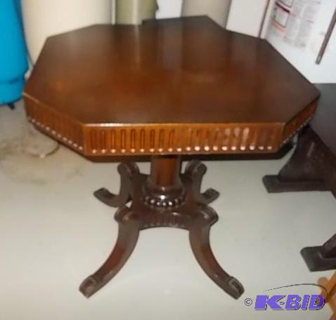 Parlor Table 27x27x28...