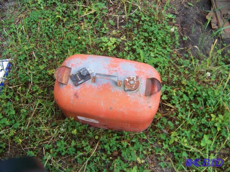 JohnsonEvenrude 6 Gal gas tank