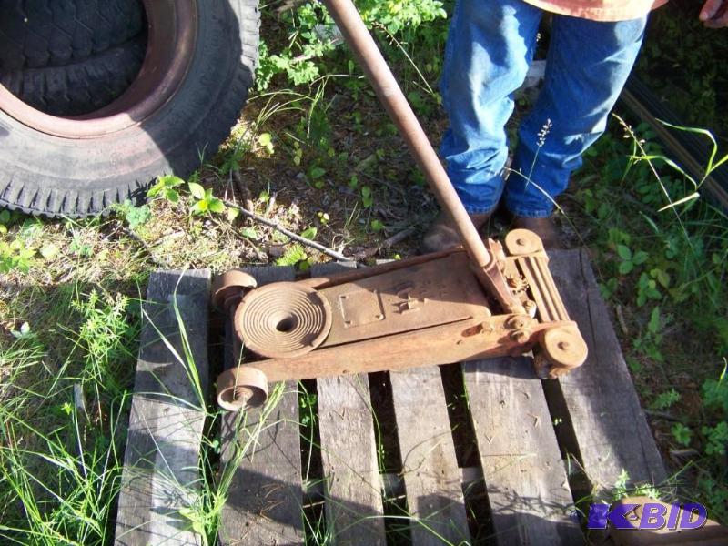 1 12 Ton Floor Jack