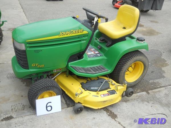 2003 John Deere GT245