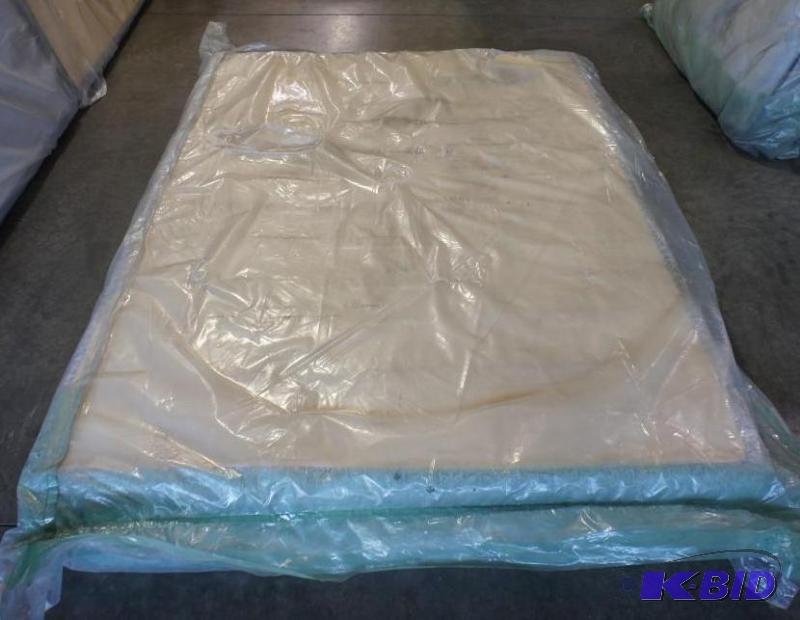 Sealy Queen Box Spring. MSRP $299. Dirt on pl...