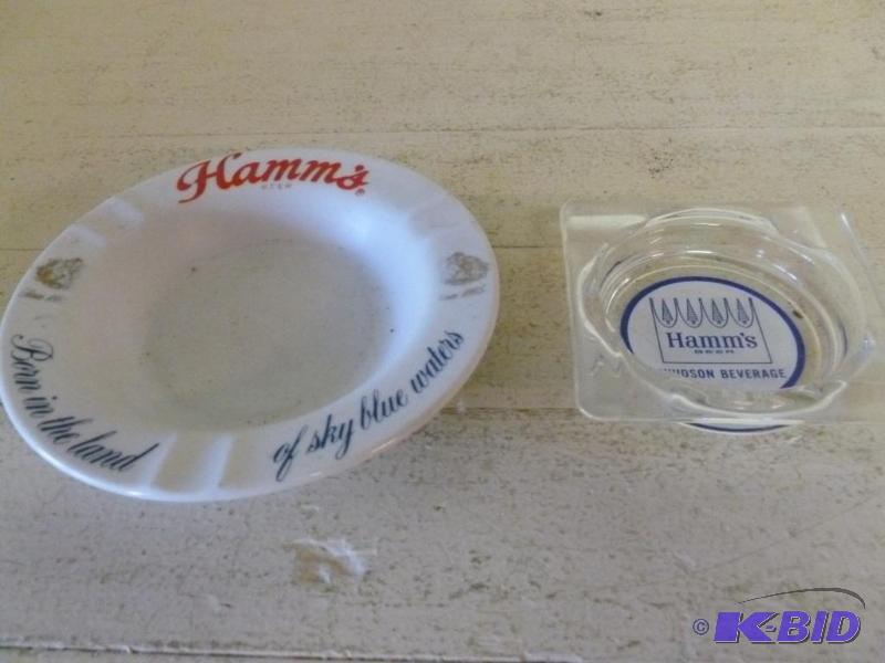 Lot of two vintage Hamms Beer ashtrays that ...