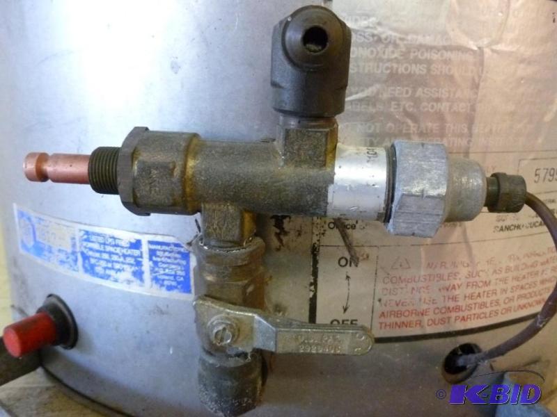 Scheu Manufacturing 250,000 btu propane gas c... | Manannah #117 Antiques,  Cedar Chest, Vintage | K-BID