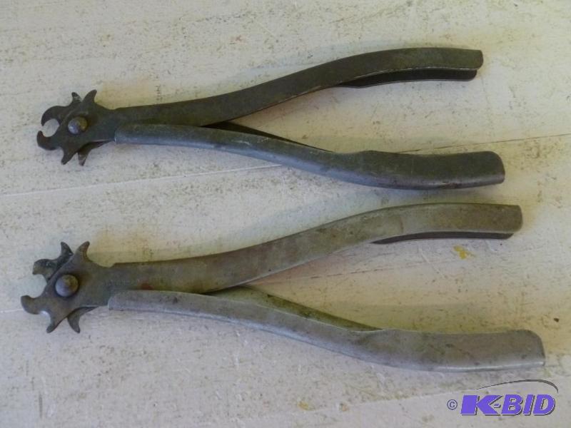 Lot of two Linksem&nbsp13-LK specialty wrenc...