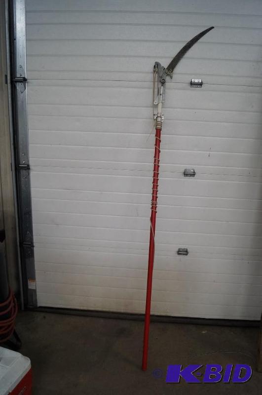 tree limb trimmer