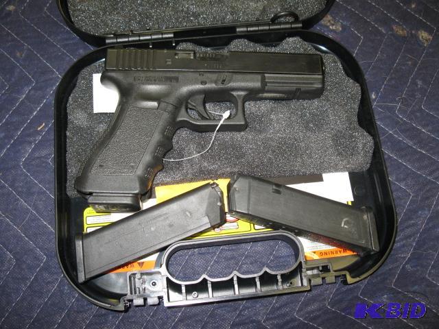 Glock G22C, Gen 3 semi-auto pistol