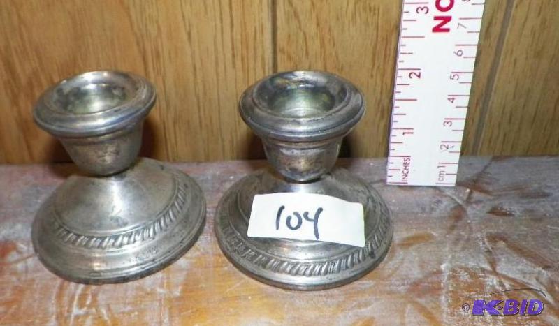 lot 104 image: 2 Weighted Sterling Candlesticks