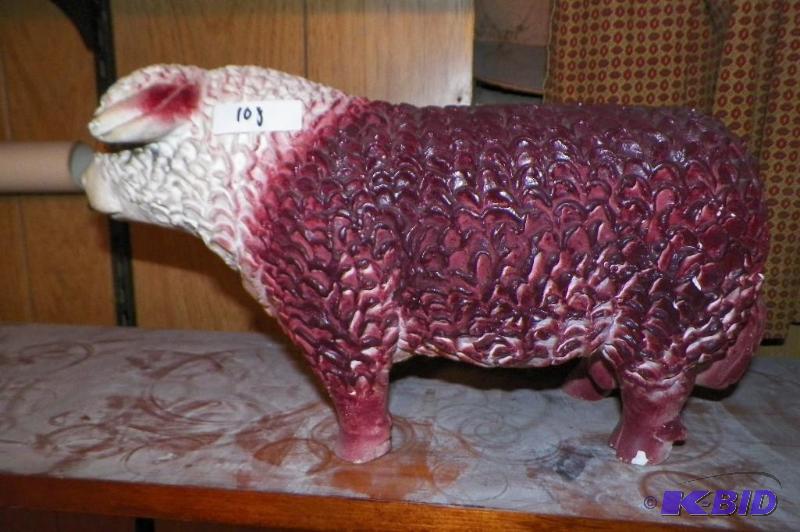 lot 108 image: Vintage Bull Bank