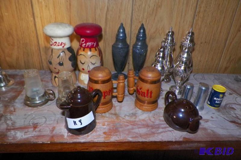 lot 118 image: Salt & Pepper CollectionB119B209