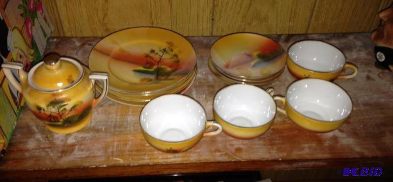 lot 138 image: Hand Painted Japan Tea Set