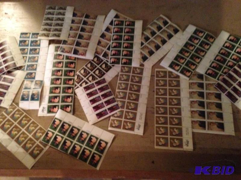 lot 187 image: 230 8 cent stamps $18.40 in postage