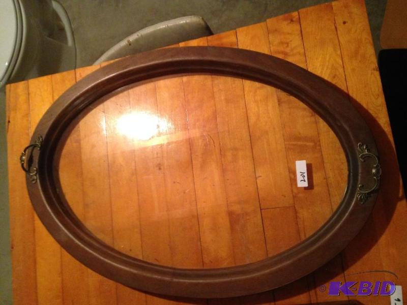 lot 201 image: Serving Tray