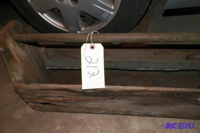 lot 212 image: Antique Carpenters Tool Box