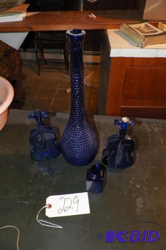 lot 229 image: Cobalt Blue Lot