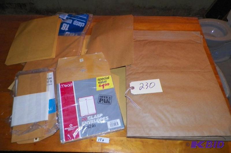 lot 230 image: Lot of Manila envelopes