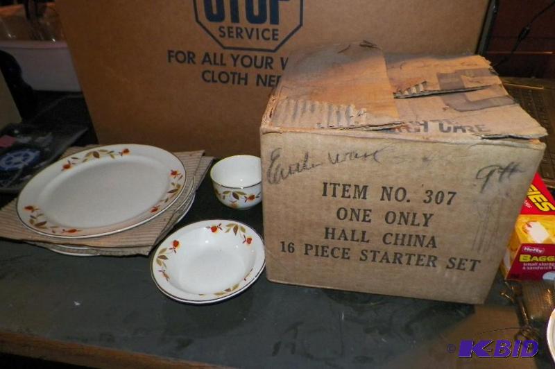 lot 4 image: Jewel Tea Starter Set 16 Pieces IN ORIGINAL BOX  These do not appear to ever have been used.  They sat in an attic for years.  Rare Find.