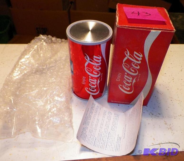 lot 43 image: 1970s Coca-Cola Beer Can Radio