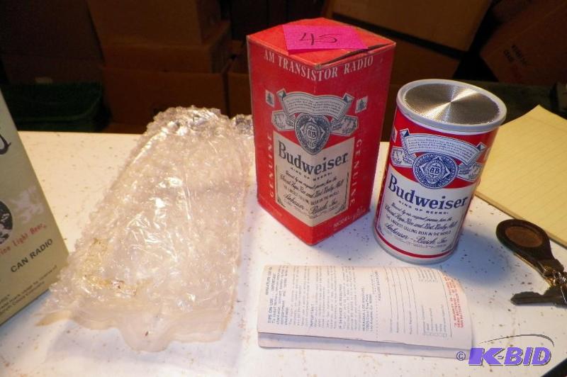 lot 45 image: 1970s Budweiser Beer Can Radio