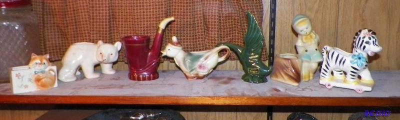 lot 63 image: Lot of 7 Planters