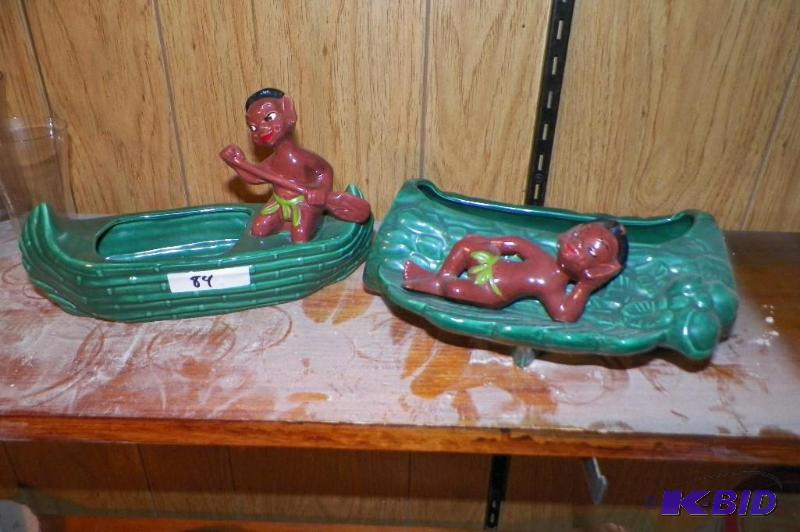 lot 84 image: 2 Pixie Planters No chips or cracks