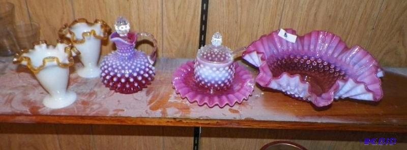 lot 86 image: Fenton Glass Collection