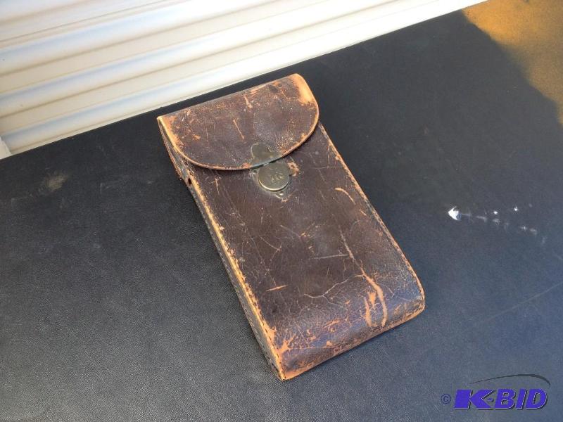 lot 9 image: Vintage Eastman Kodak Co. Camera Case