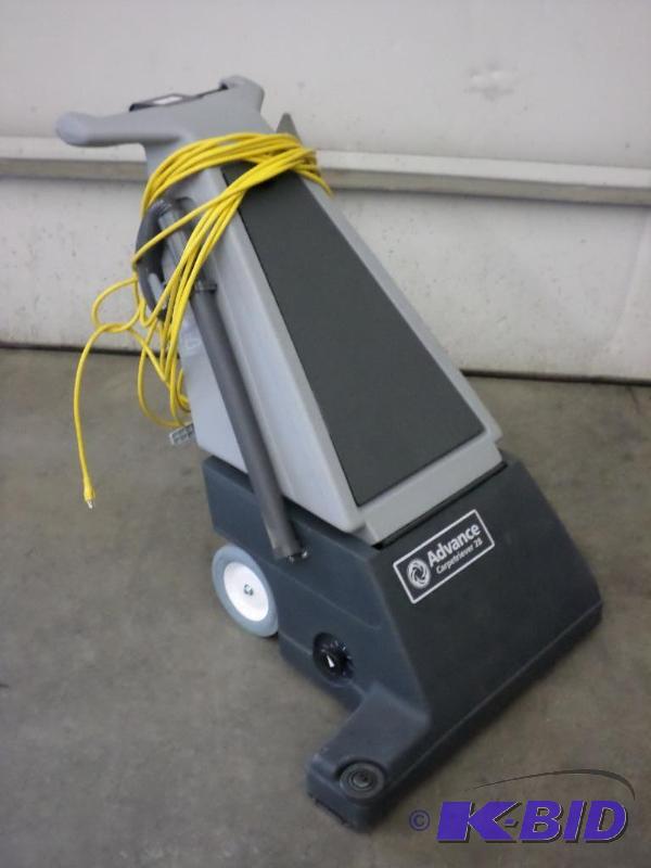 lot 11 image: Like New Advance Carpetriever 28 Commercial 1...