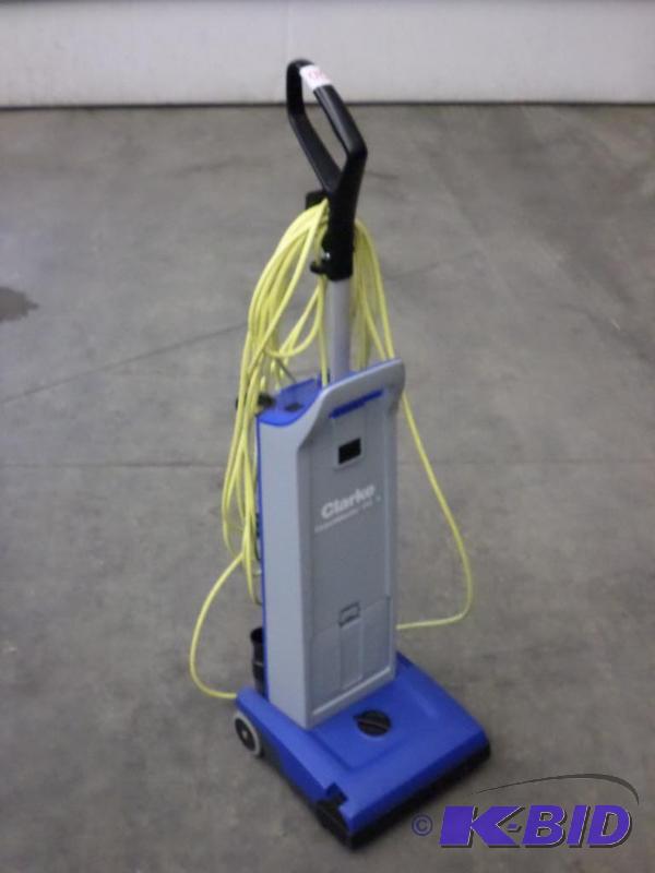 lot 20 image: Like New Clarke CarpetMaster 112 Commercial 1...