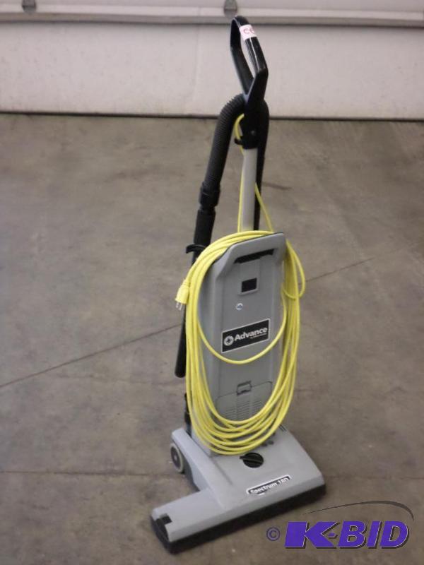 lot 22 image: Advance Spectrum 18D Commercial 120Volt Vacuu...