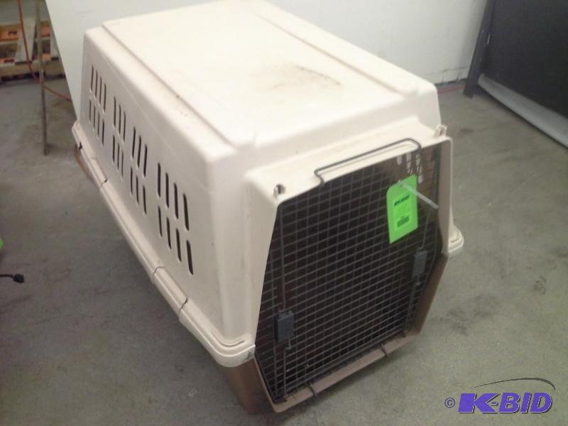Petmate Animal Carrier