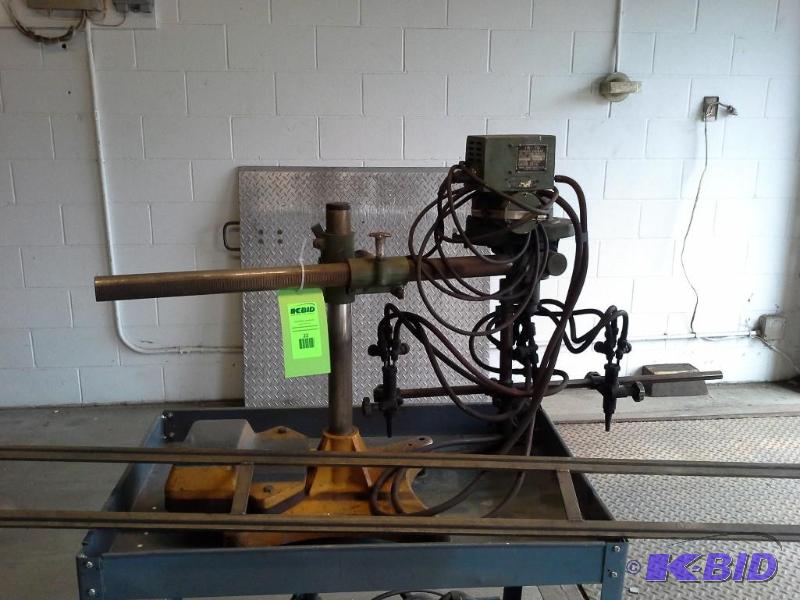 Circular Table Mounted Cutting Torch