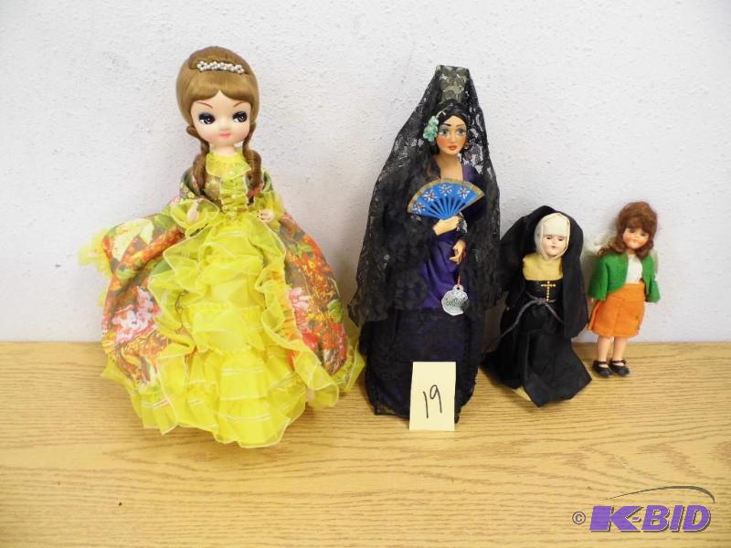 4 Piece Vintage Dolls