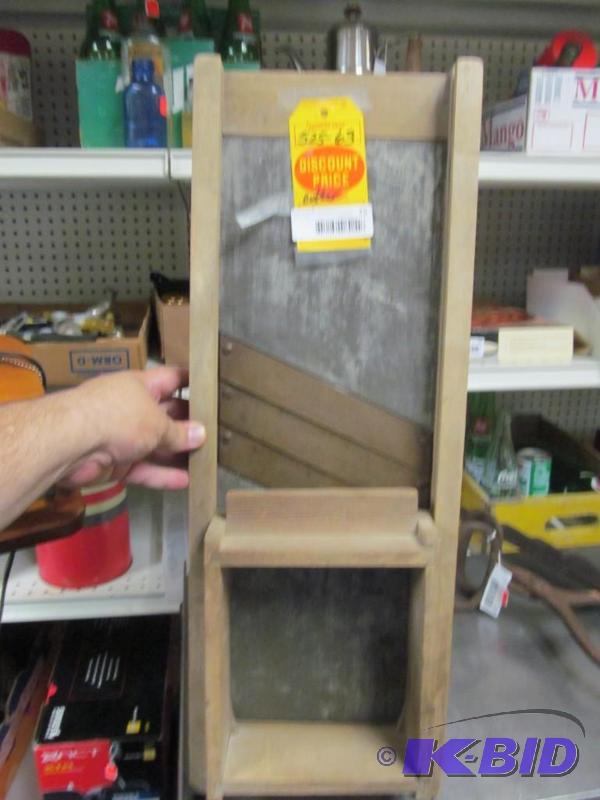 lot 25 image: Vintage wooden Cabbage cutter (slicer)