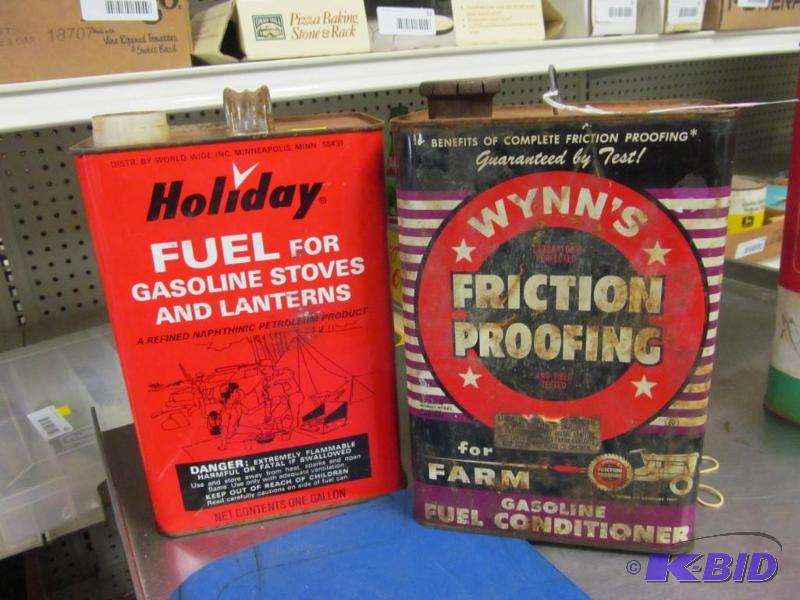 lot 4 image: Lot of 2 Vintage 1 Gallon Cans