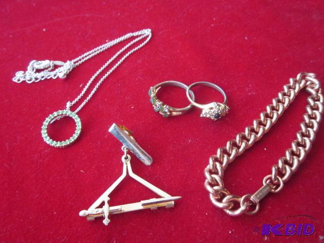 Lot of mixed costume jewelry, including rings...
