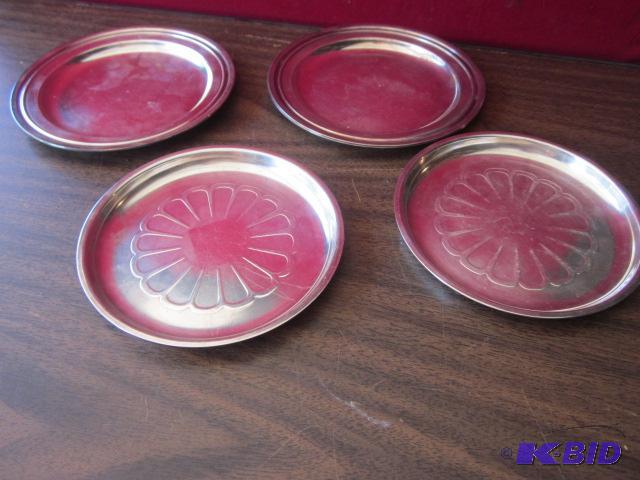 Lot of (4) Danmark Alta silver plate trays.&n...