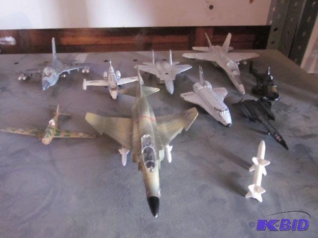 Large lot of vintage Die Cast airplanes, most...