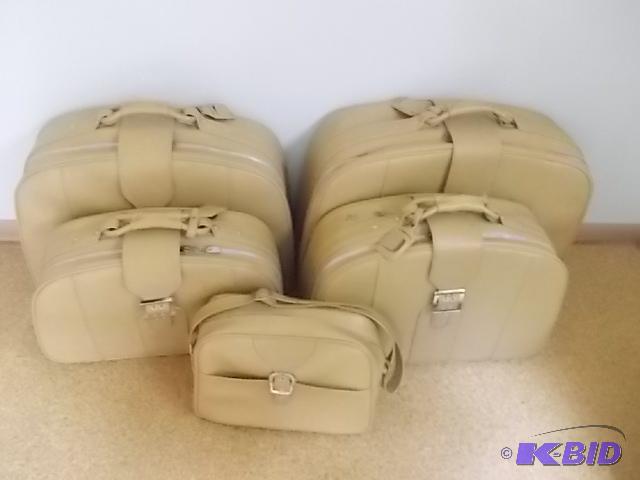 lot 26 image: 5-Piece Luggage Set...