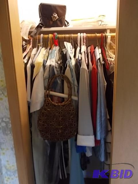 lot 33 image: CONTENTS OF CLOSET &nbspIncludes A Variety ...