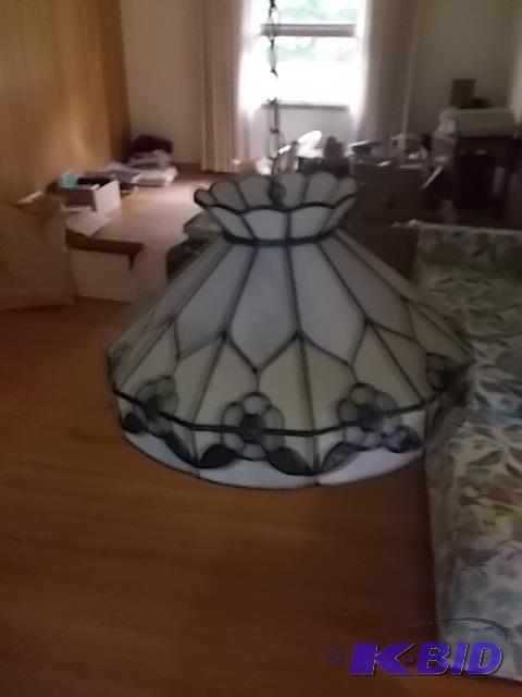 lot 5 image: Stained Glass Hanging Light Fixture...