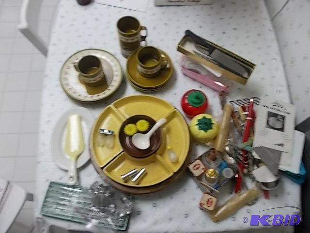lot 54 image: Lazy Susan Relish Dish, Dessert Set, Assorted...