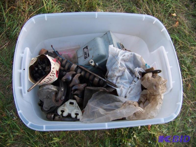 lot 30 image: Misc Parts