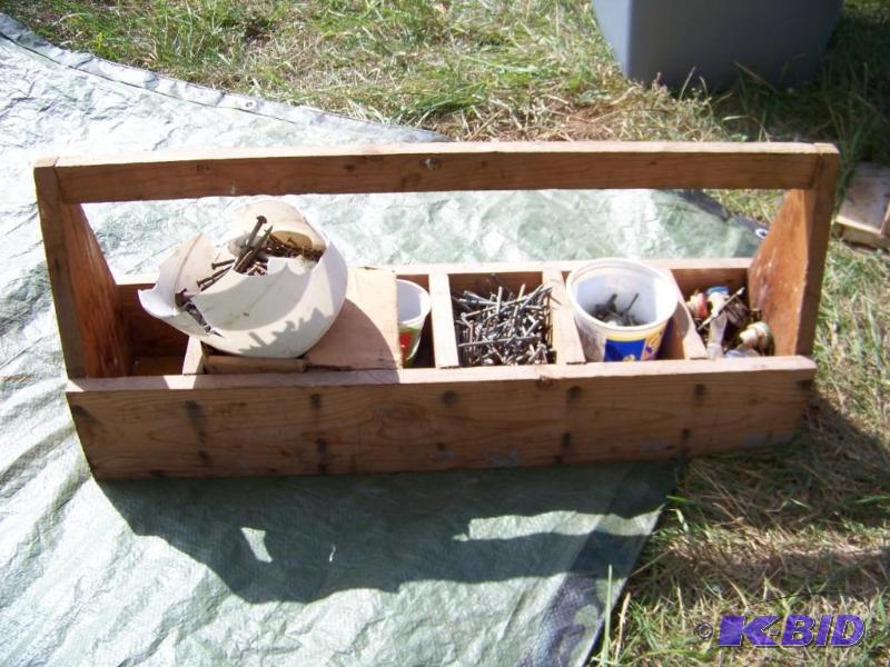 lot 41 image: Wooden tool box with assortment of nails