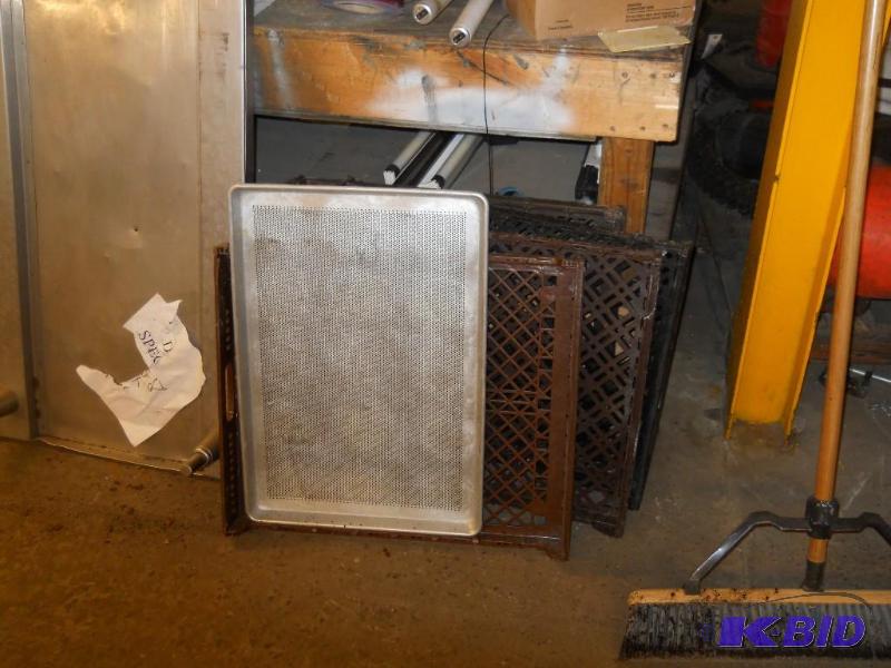Sheet Pan and Bread Racks.