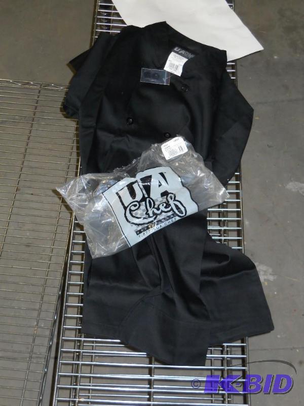 New Chefs Coat. Black. Large.