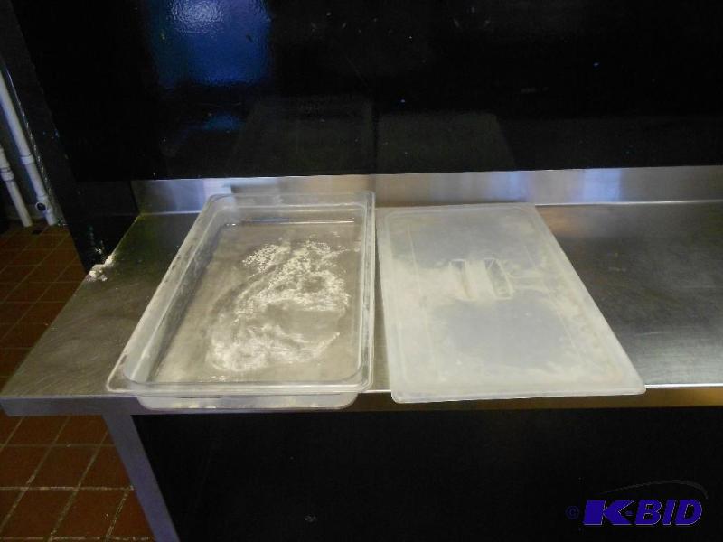 Cambro 8.95 Quart Container With Lid