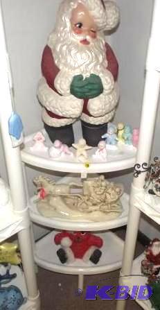 Approximately 10 GiftDisplay Pieces   This l...