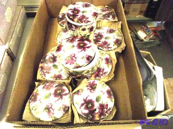 (10) Gift Pieces Display Items...
